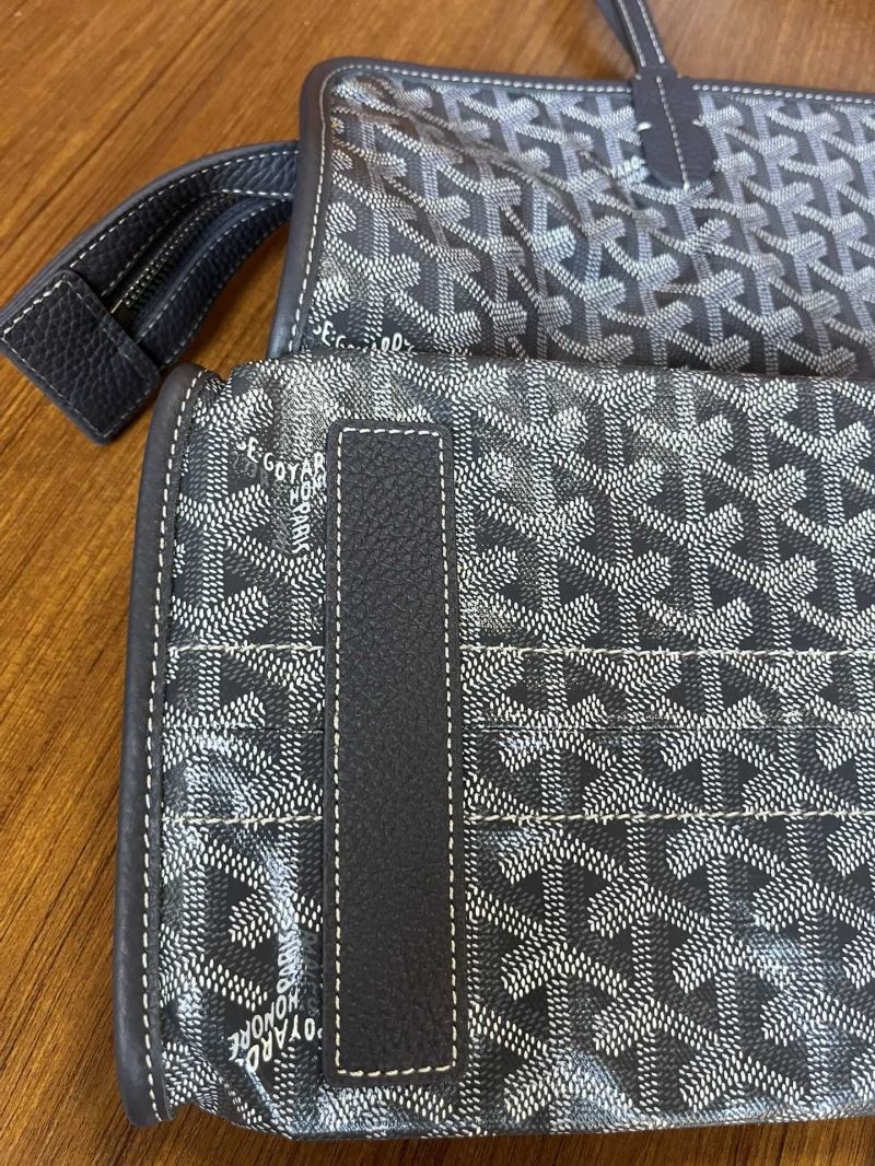 Goyard Shopping Bags